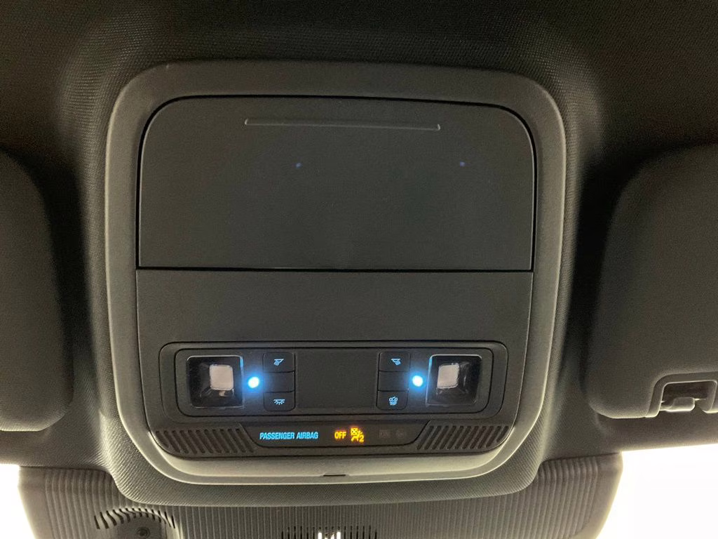 2026 White Ford Explorer ST-Line RWD SUV