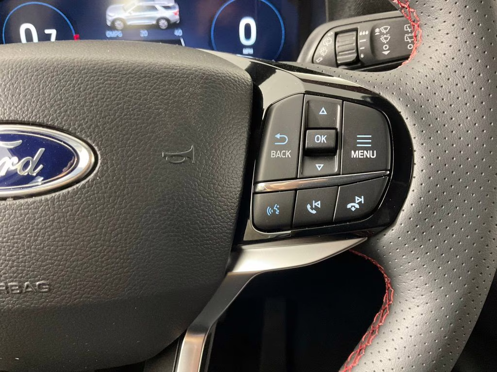 2026 White Ford Explorer ST-Line RWD SUV