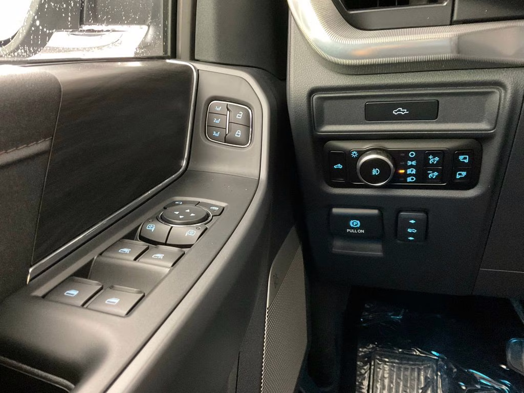 2026 Gray Ford F-150 Lariat 4X4 Truck