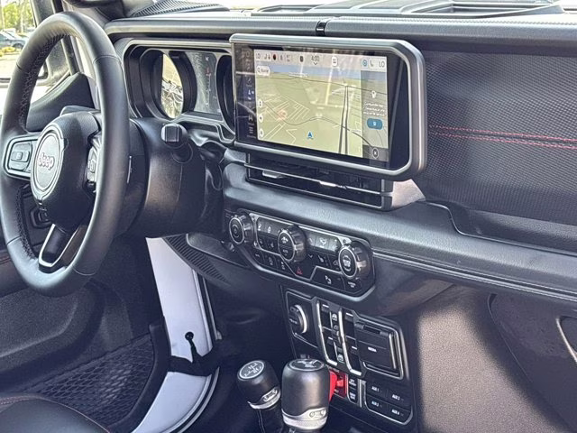 2025 Bright White Clearcoat Jeep Wrangler Rubicon X 4X4 Convertible