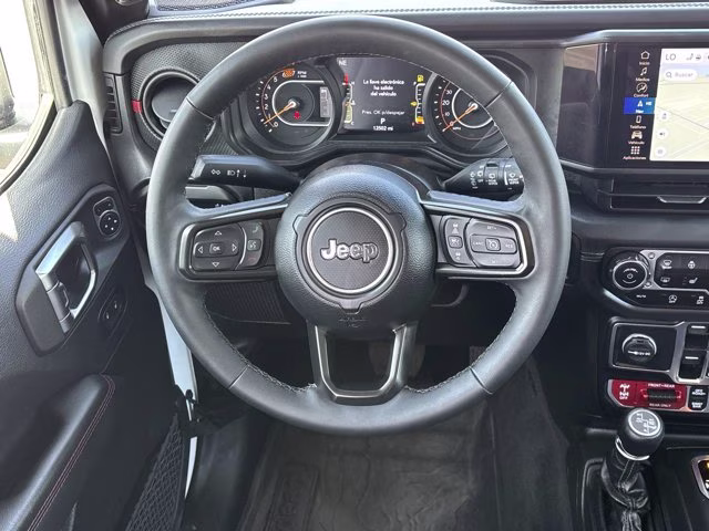 2025 Bright White Clearcoat Jeep Wrangler Rubicon X 4X4 Convertible