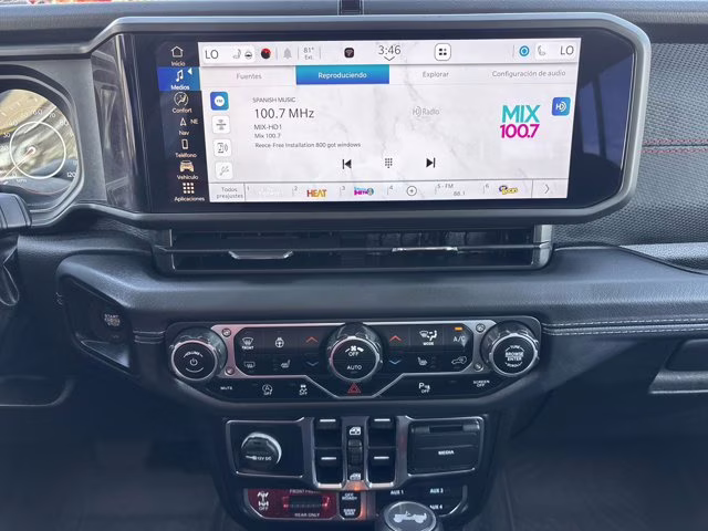 2025 Bright White Clearcoat Jeep Wrangler Rubicon X 4X4 Convertible