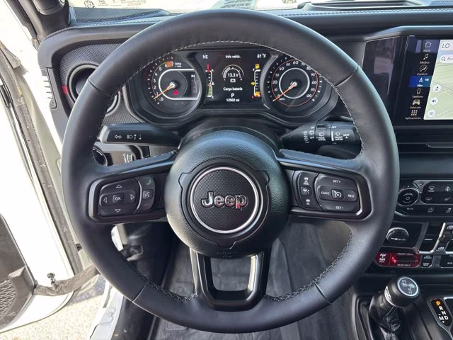 2025 Bright White Clearcoat Jeep Wrangler Rubicon X 4X4 Convertible