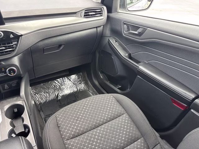 2025 Silver Metallic Ford Escape Active AWD SUV