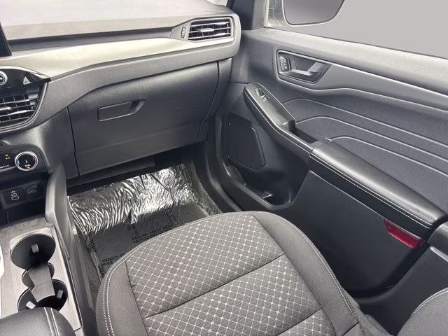 2025 Silver Metallic Ford Escape Active AWD SUV