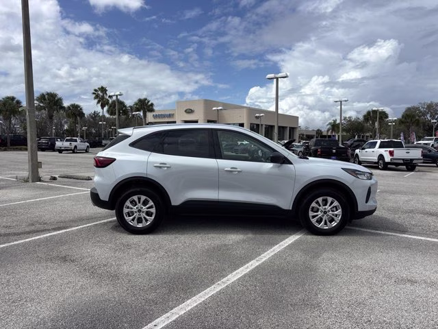 2025 Silver Metallic Ford Escape Active AWD SUV