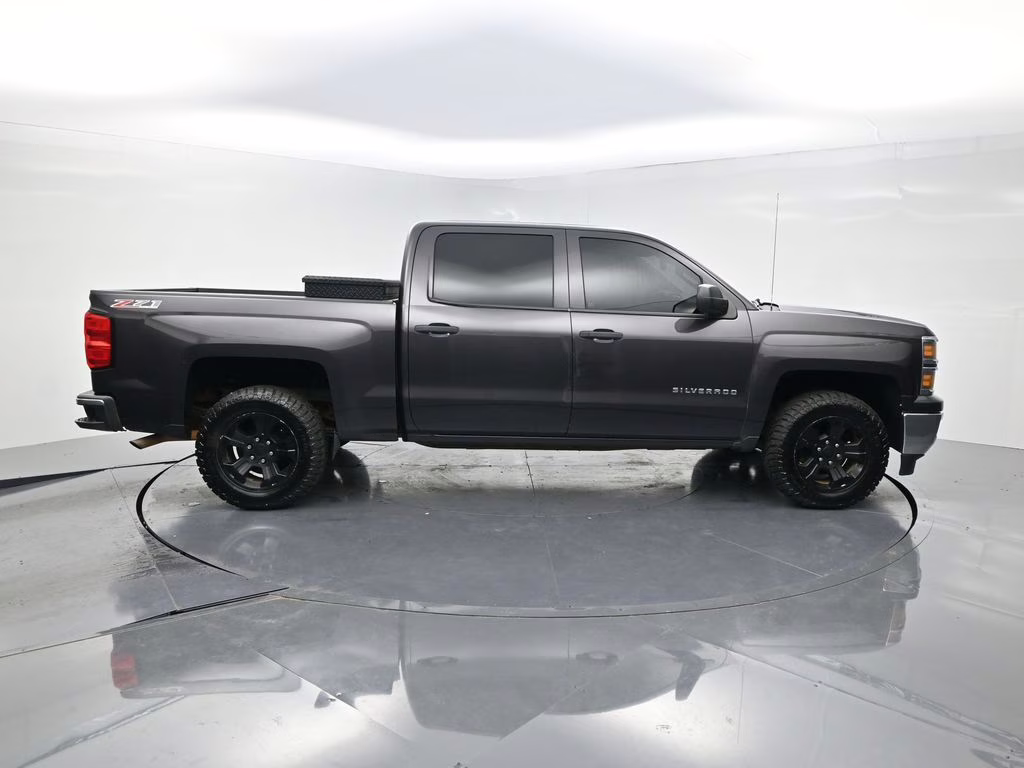 2014 Tungsten Metallic Chevrolet Silverado 1500 LT 4X4 Truck