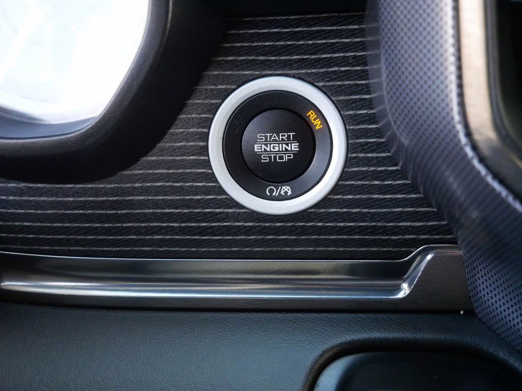 2020 Billet Silver Metallic Clearcoat Ram 1500 Limited 4X4 Truck