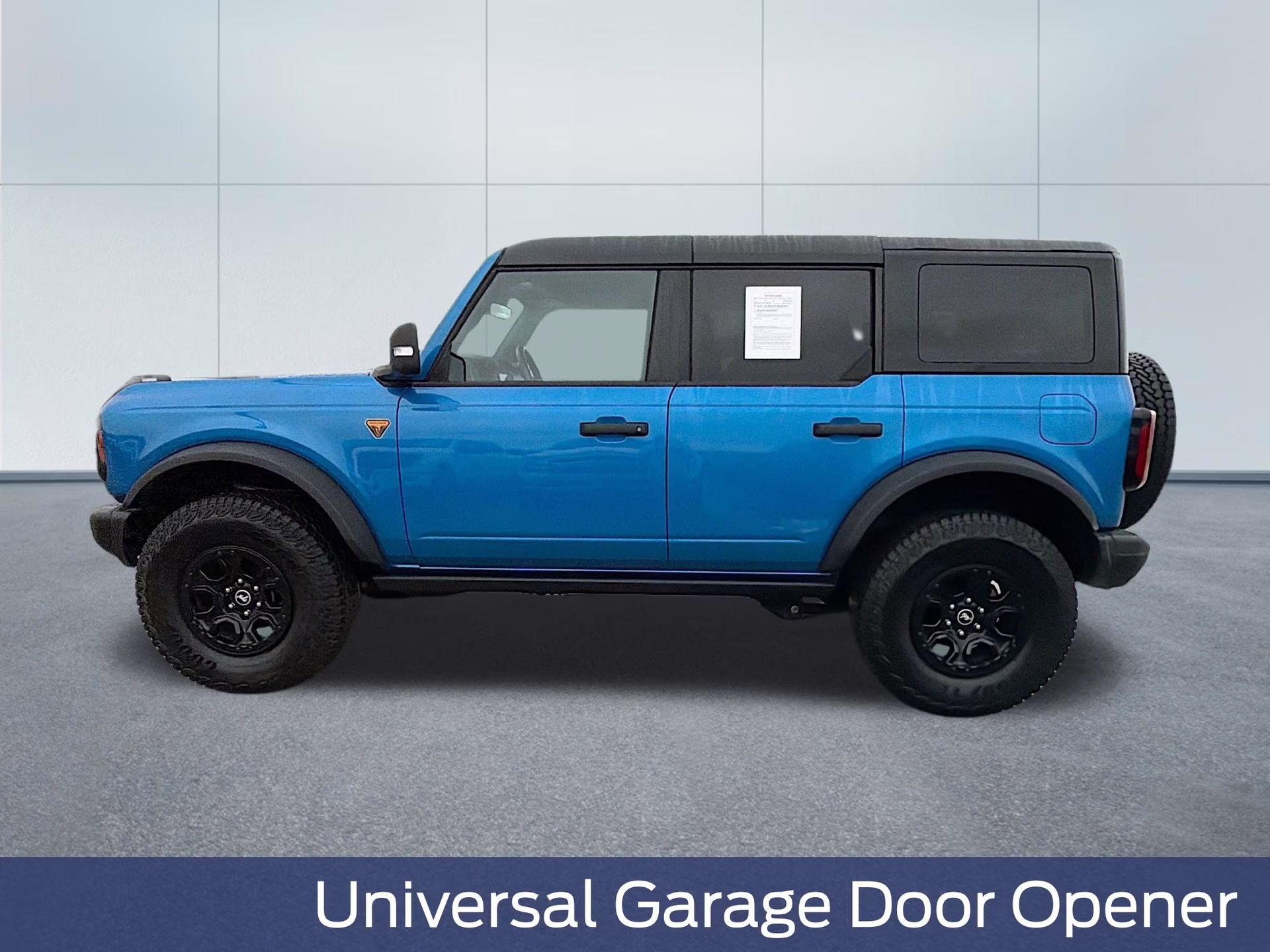 2025 Velocity Blue Metallic Ford Bronco Badlands 4X4 SUV