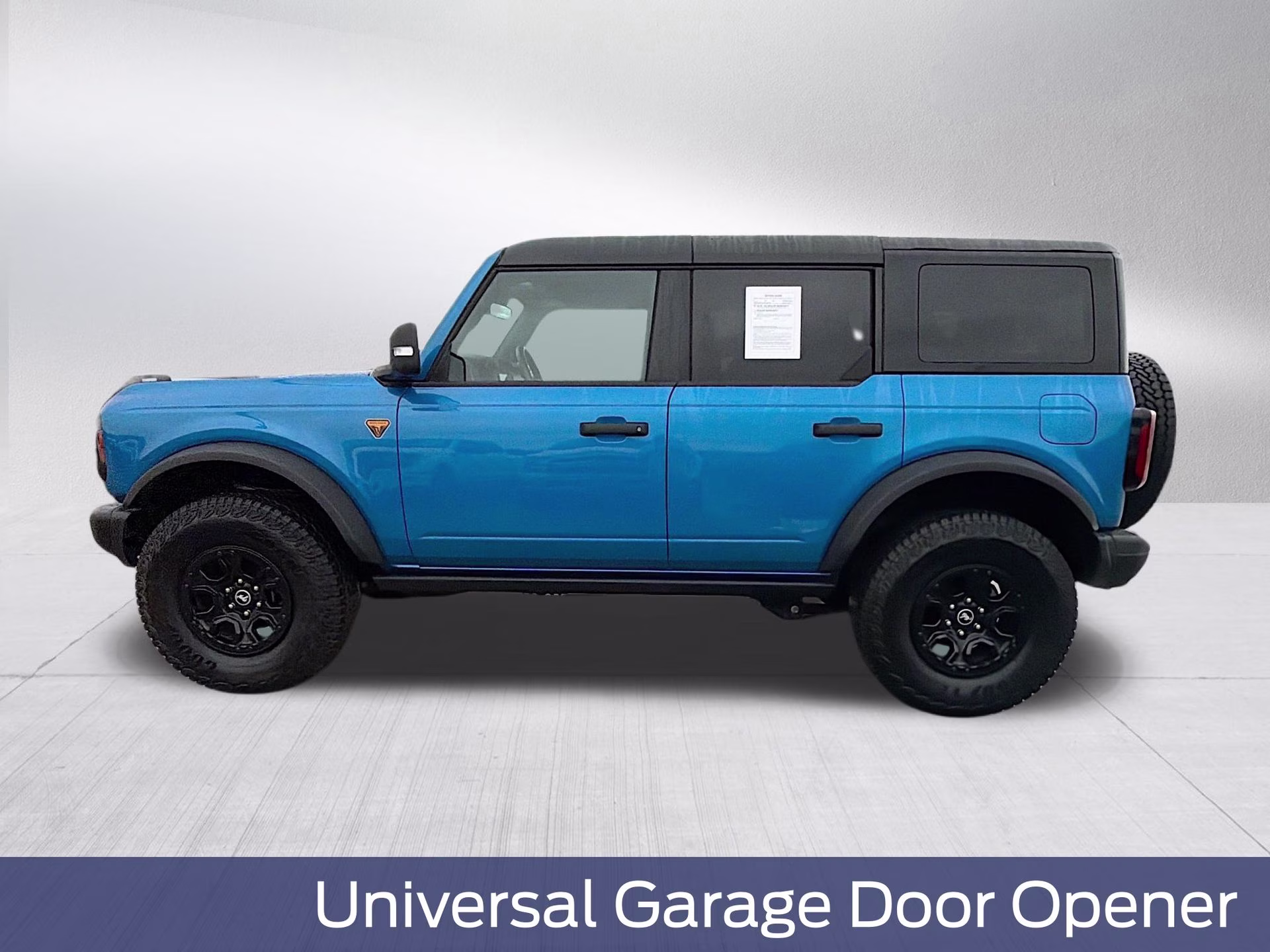 2025 Velocity Blue Metallic Ford Bronco Badlands 4X4 SUV