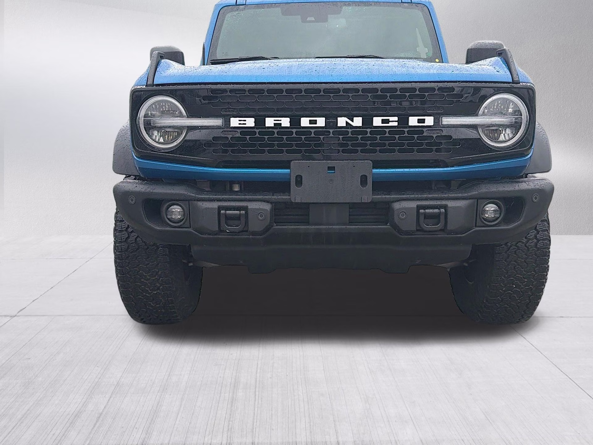 2025 Velocity Blue Metallic Ford Bronco Badlands 4X4 SUV