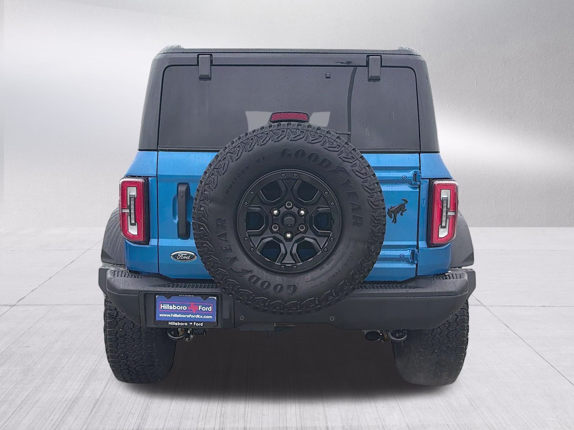 2025 Velocity Blue Metallic Ford Bronco Badlands 4X4 SUV