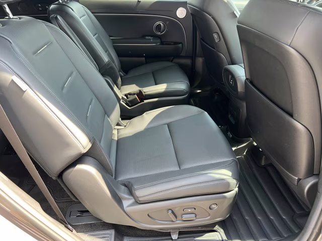 2026 Cast Iron Brown Pearl Hyundai Palisade Calligraphy FWD SUV