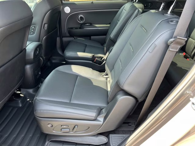 2026 Cast Iron Brown Pearl Hyundai Palisade Calligraphy FWD SUV