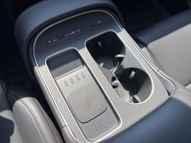 2026 Cast Iron Brown Pearl Hyundai Palisade Calligraphy FWD SUV