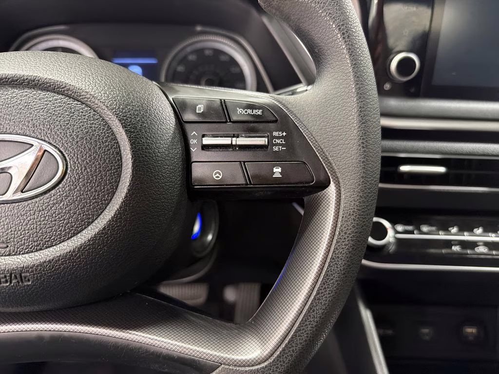 2021 Shimmering Silver Pearl Hyundai Sonata SE FWD Sedan