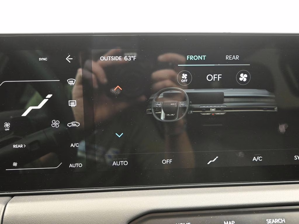 2027 Glacial White Pearl Kia Telluride LX FWD SUV