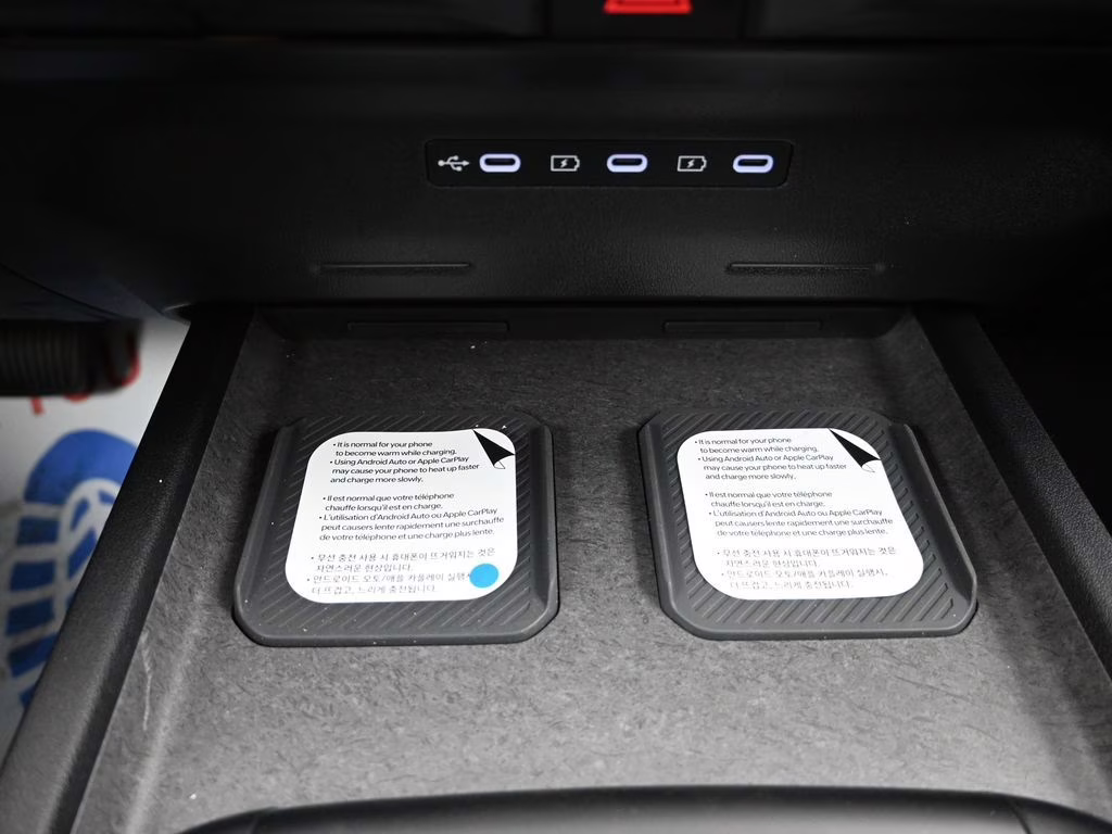 2027 Glacial White Pearl Kia Telluride LX FWD SUV