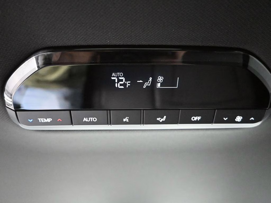 2027 Glacial White Pearl Kia Telluride LX FWD SUV