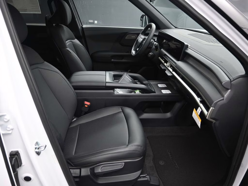 2027 Glacial White Pearl Kia Telluride LX FWD SUV