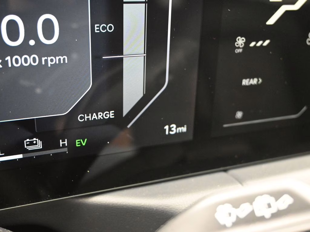2027 Glacial White Pearl Kia Telluride Hybrid X-Line SX AWD SUV