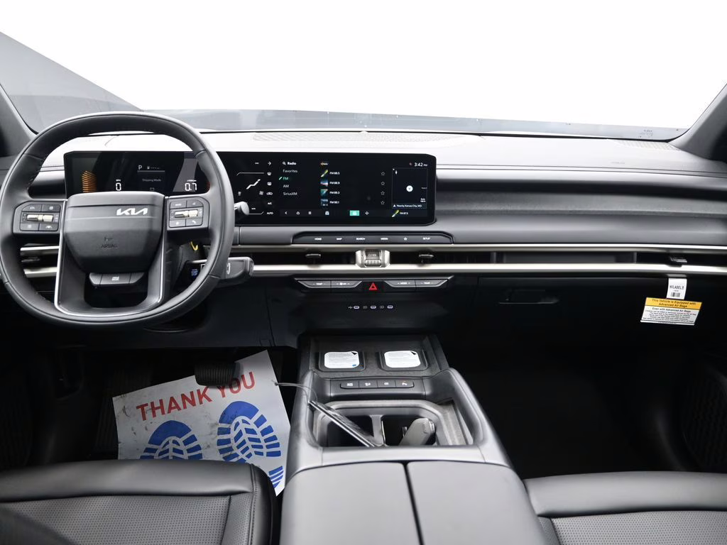 2027 Glacial White Pearl Kia Telluride LX FWD SUV