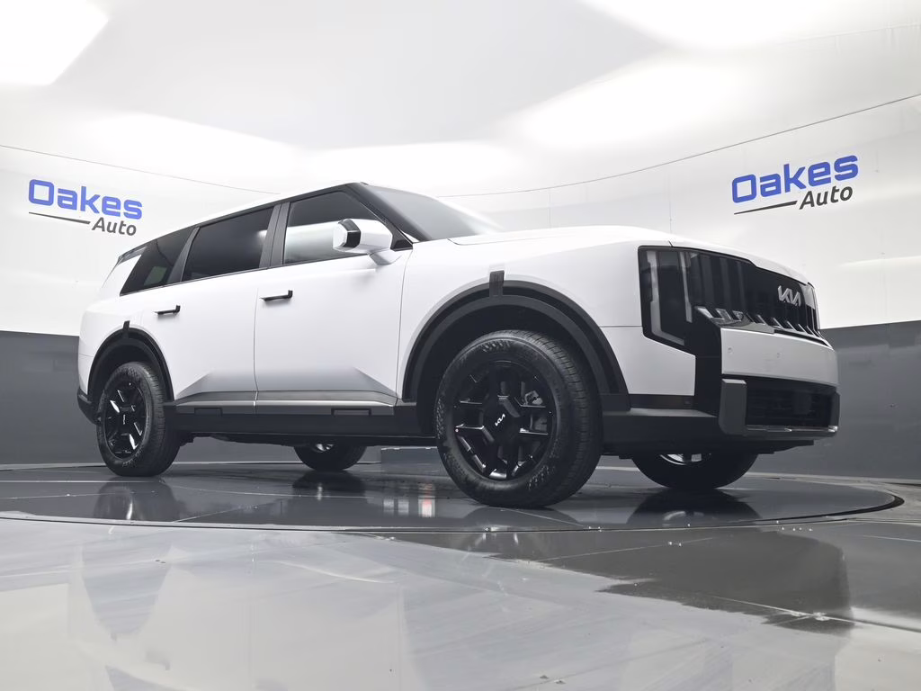 2027 Glacial White Pearl Kia Telluride LX FWD SUV