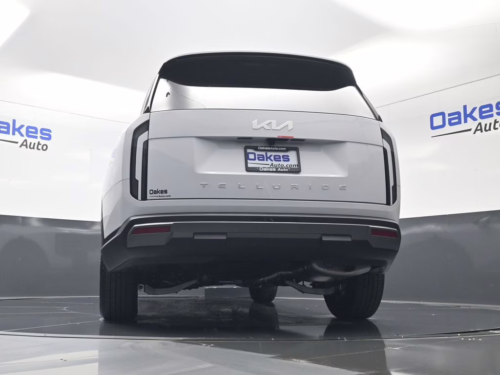 2027 Glacial White Pearl Kia Telluride LX FWD SUV