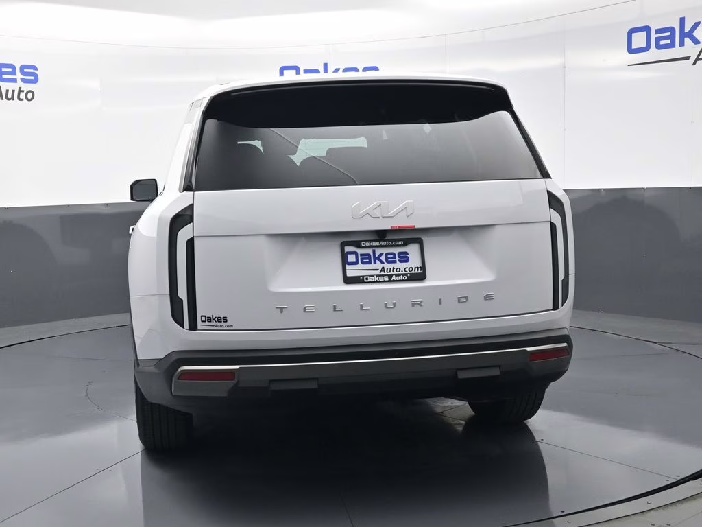 2027 Glacial White Pearl Kia Telluride LX FWD SUV