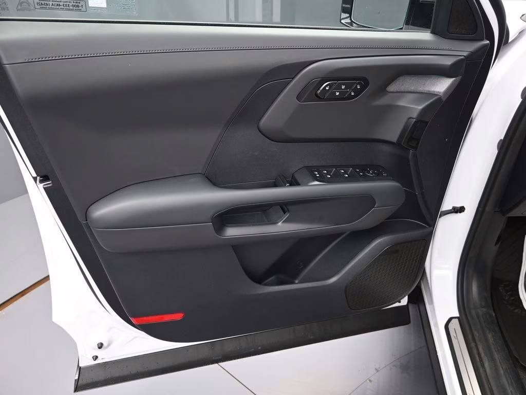 2027 Glacial White Pearl Kia Telluride Hybrid X-Line SX AWD SUV