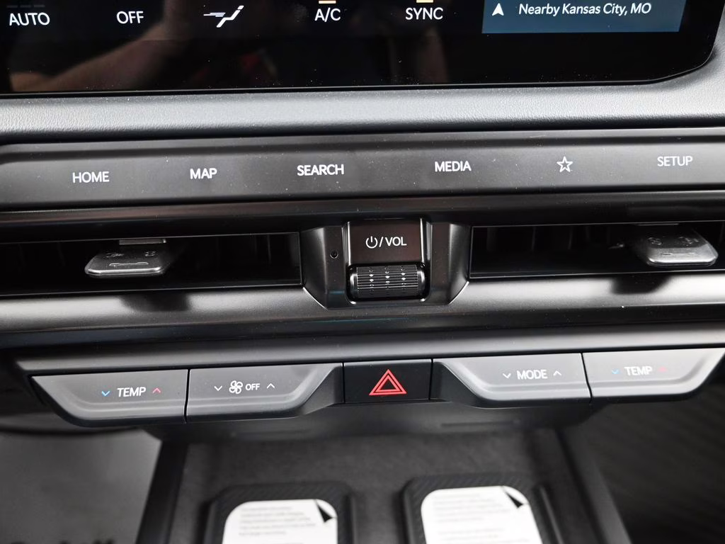 2027 Glacial White Pearl Kia Telluride Hybrid X-Line SX AWD SUV