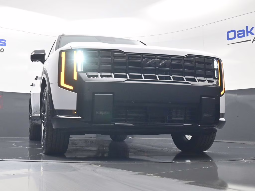 2027 Glacial White Pearl Kia Telluride Hybrid X-Line SX AWD SUV