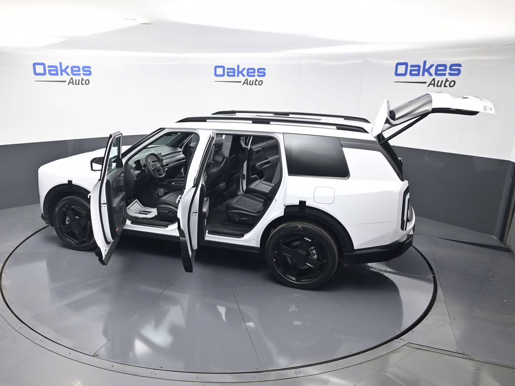 2027 Glacial White Pearl Kia Telluride Hybrid X-Line SX AWD SUV
