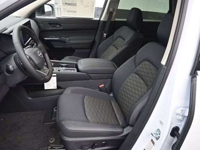 2026 Everest White Pearl Tricoat Nissan Pathfinder SV FWD SUV