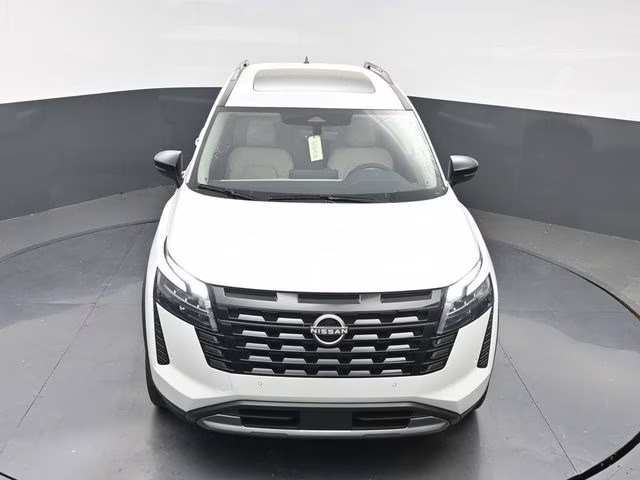 2026 Everest White Pearl Tricoat Nissan Pathfinder SL FWD SUV
