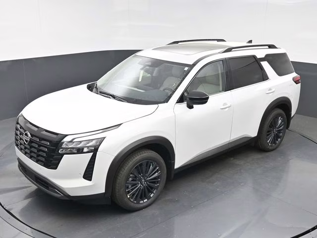 2026 Everest White Pearl Tricoat Nissan Pathfinder SL FWD SUV