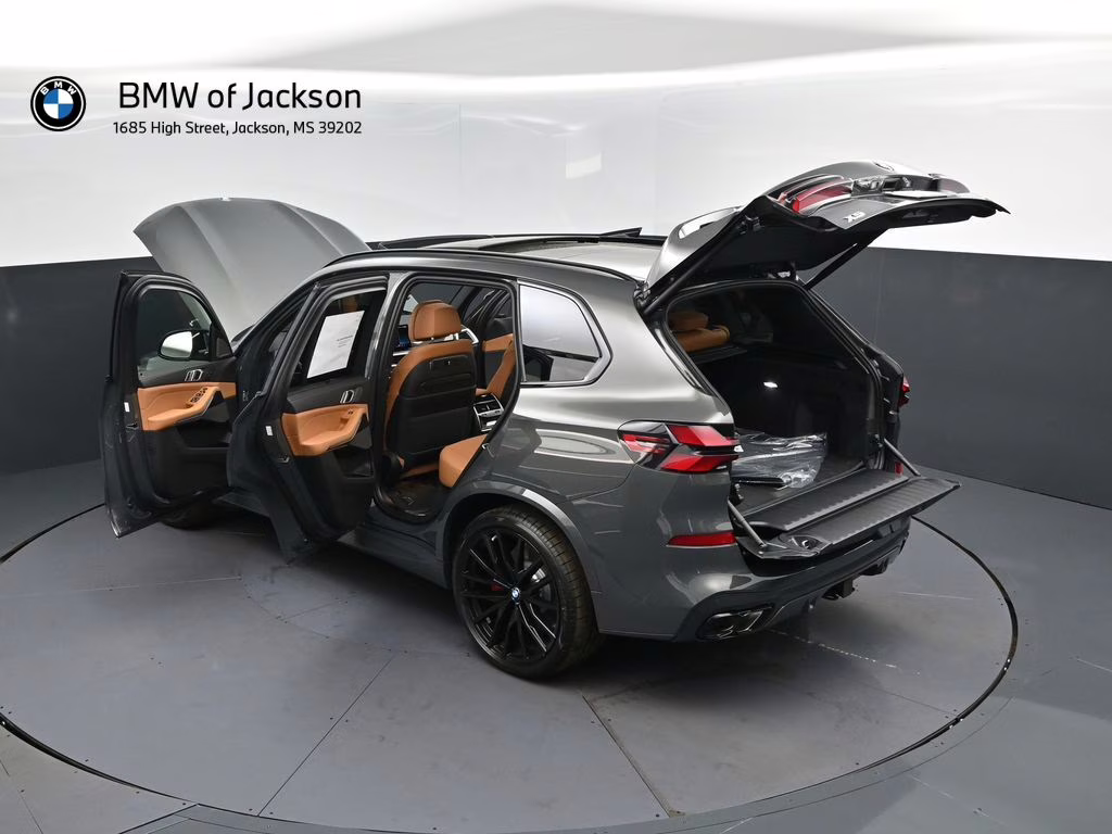2026 Dravit Grey Metallic BMW X5 M60i AWD SUV