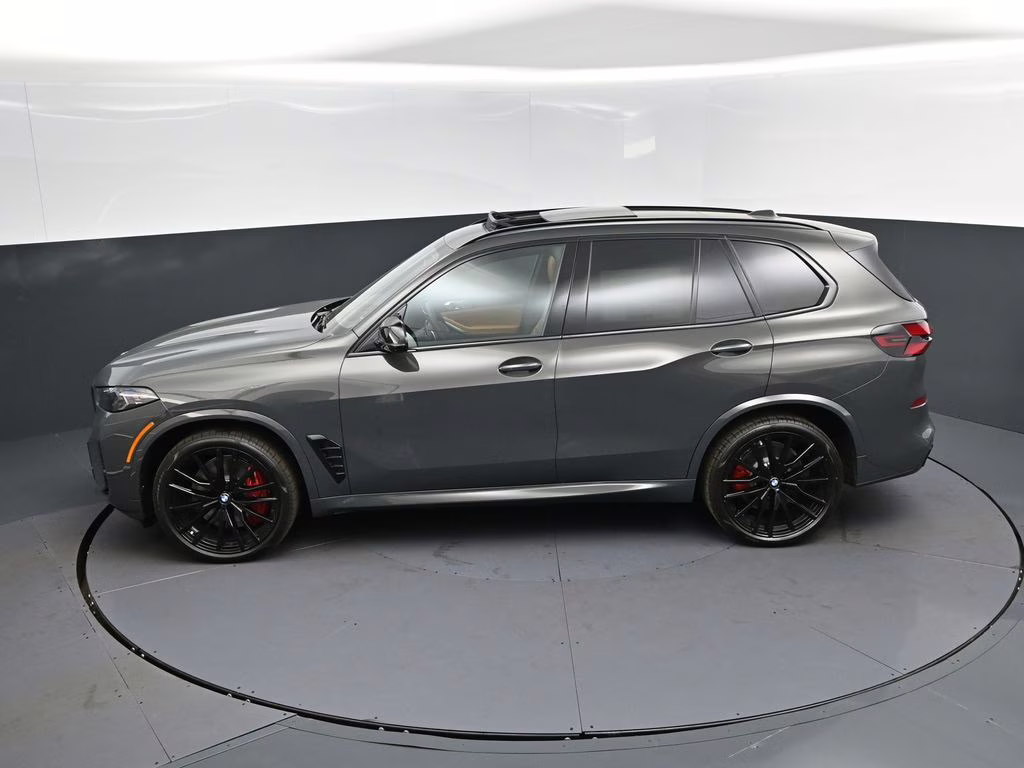 2026 Dravit Grey Metallic BMW X5 M60i AWD SUV