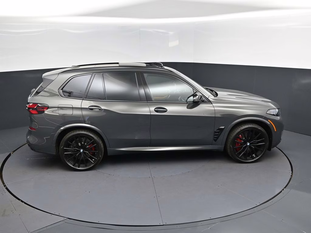 2026 Dravit Grey Metallic BMW X5 M60i AWD SUV