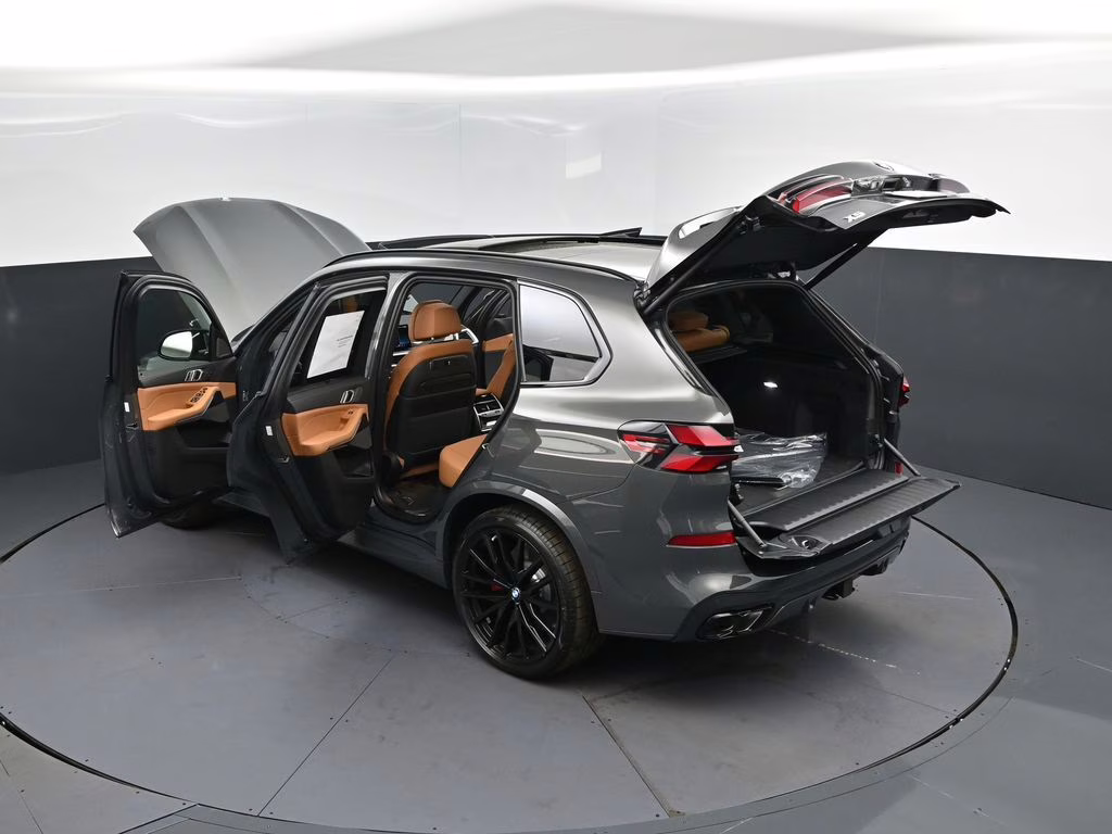 2026 Dravit Grey Metallic BMW X5 M60i AWD SUV