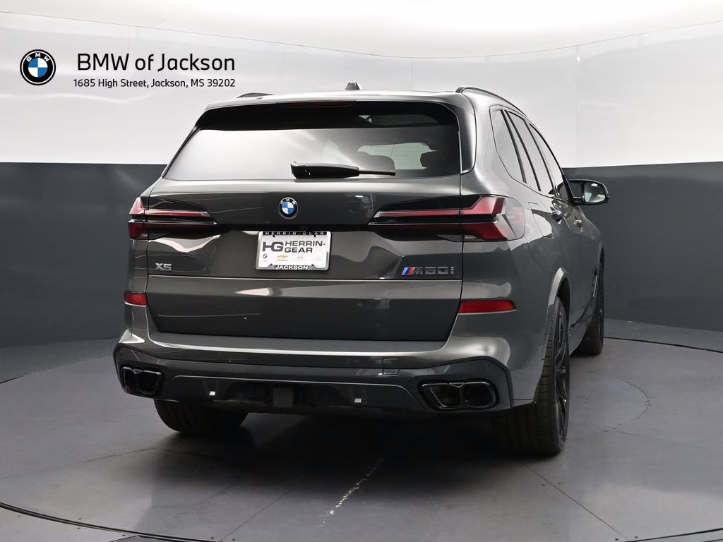 2026 Dravit Grey Metallic BMW X5 M60i AWD SUV