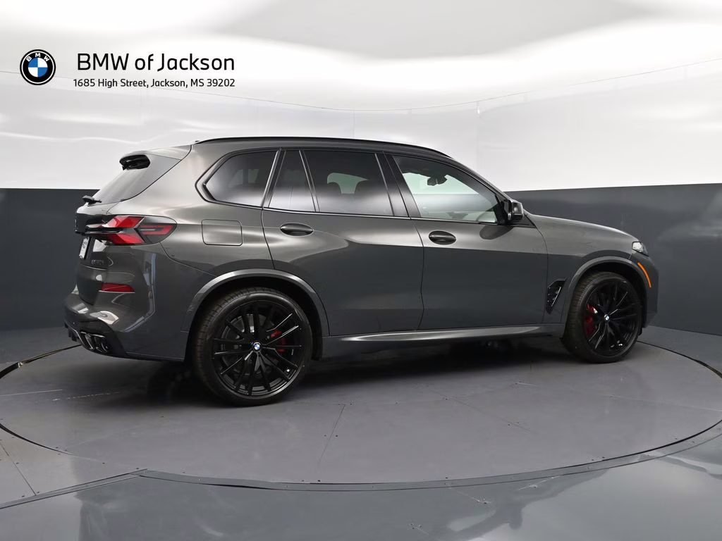 2026 Dravit Grey Metallic BMW X5 M60i AWD SUV
