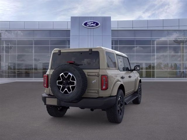 2026 Desert Sand Ford Bronco Outer Banks 4X4 SUV