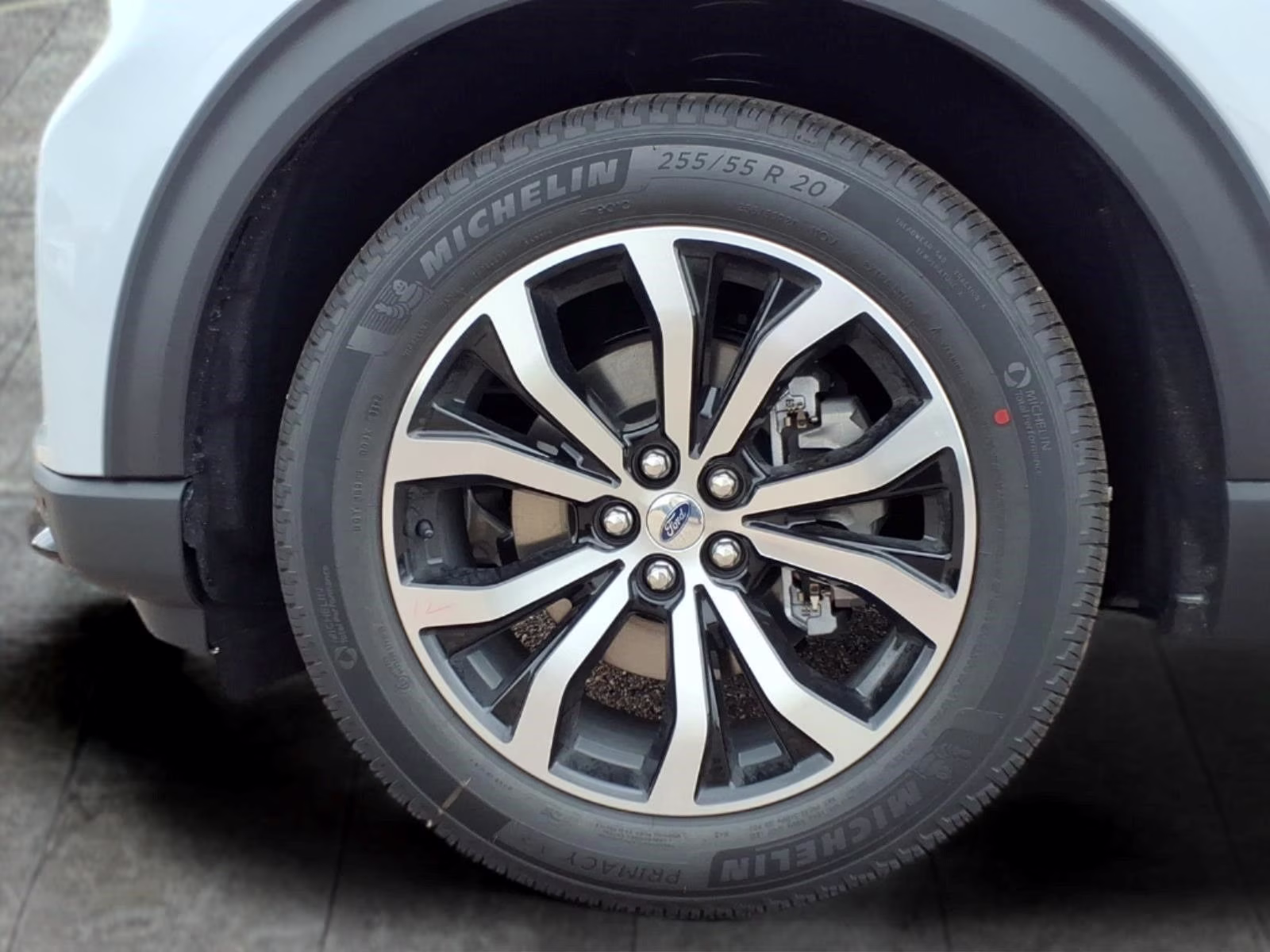 2026 White Ford Explorer ST-Line RWD SUV