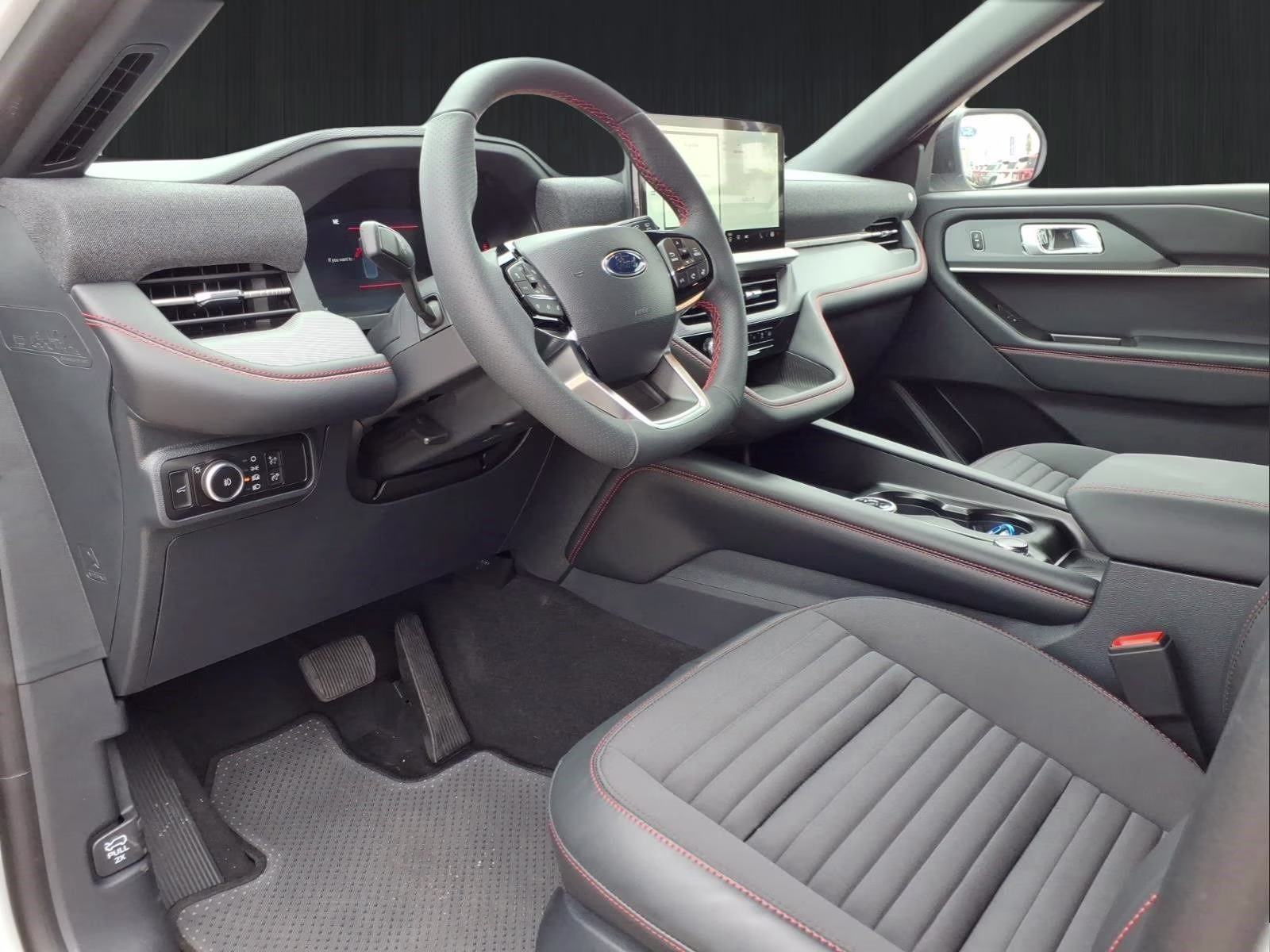 2026 White Ford Explorer ST-Line RWD SUV