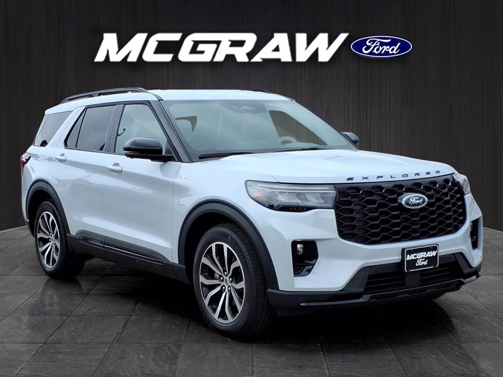 2026 White Ford Explorer ST-Line RWD SUV