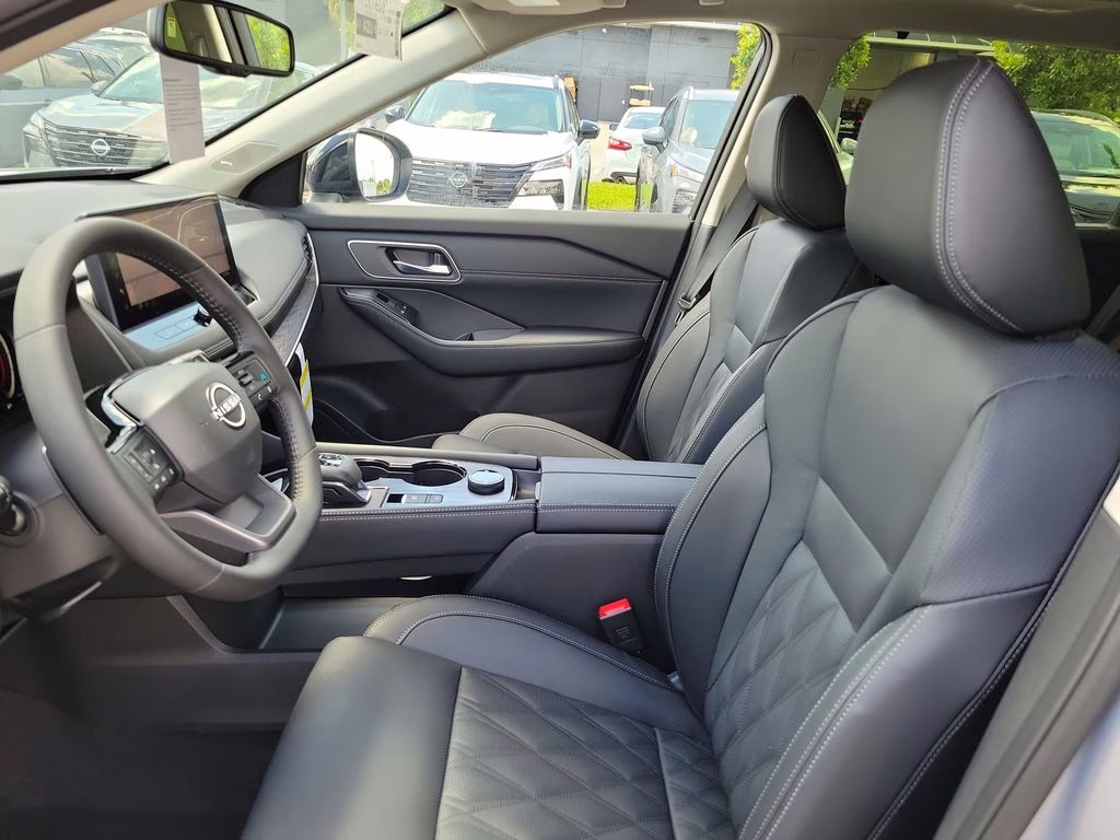 2026 Boulder Gray/Super Black Nissan Rogue Platinum AWD SUV
