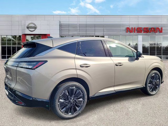 2026 Champagne Silver Metallic Nissan Murano Platinum AWD SUV