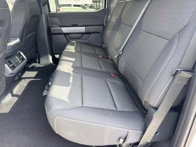 2026 Oxford White Ford F-150 XLT RWD Truck