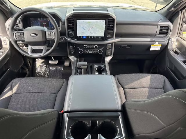 2026 Oxford White Ford F-150 XLT RWD Truck